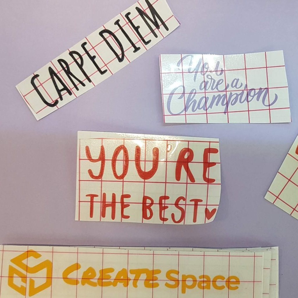 Stickers with text of positive phrases